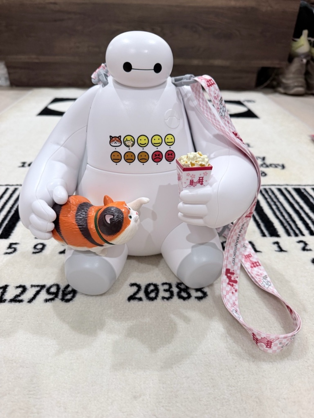 NEW Limited Tokyo Japan Exclusive Baymax Big Hero 6 Popcorn Bucket Sling Strap